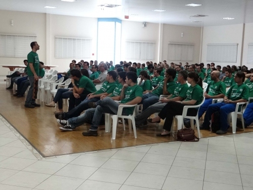 Imagem do post Em clima de companheirismo, Imepel celebra aniversário de 17 anos
